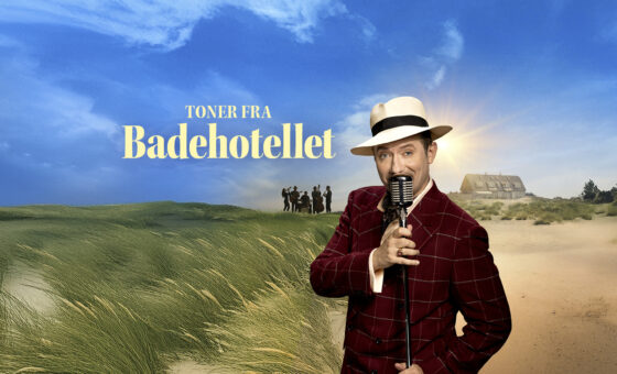 Toner Fra Badehotellet – Et Swingende Musikalsk Show Med Manden Bag Hr. Weyse